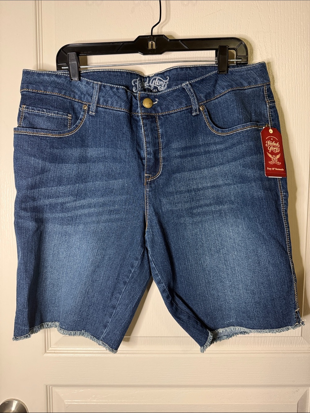 Faded Glory Dark Blue Denim Fray Bermuda Shorts New with Tags Sz 18